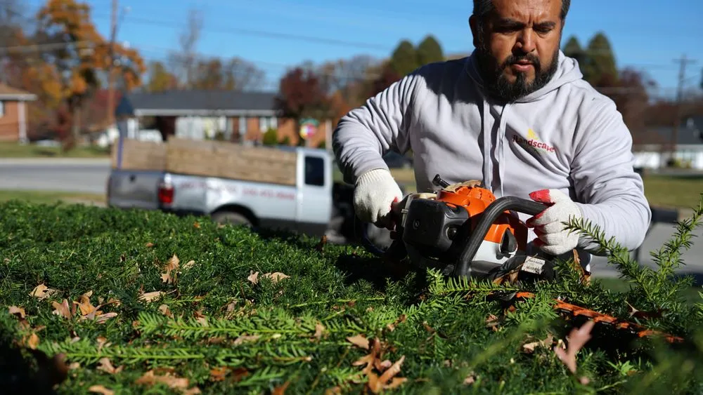 Trusted lawn mowing service experts serving Upper Marlboro, MD - I Landscape