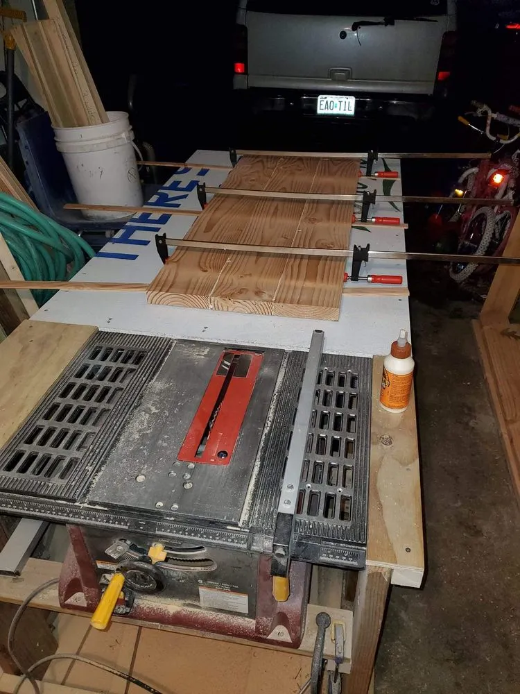 Trusted lawn mowing service in Blue Springs, MO - I m Your Guy