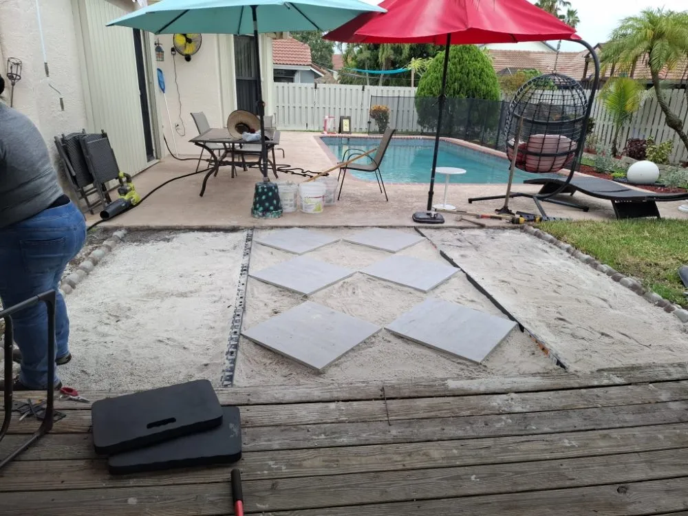Reliable yard maintenance in Hollywood, FL by Ian and Kendall Landscaping