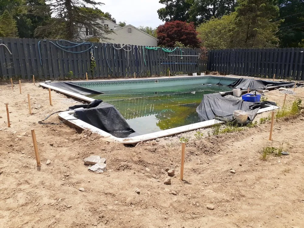 Affordable yard maintenance experts serving East Lyme, CT - Ibarra Landscape & Construction