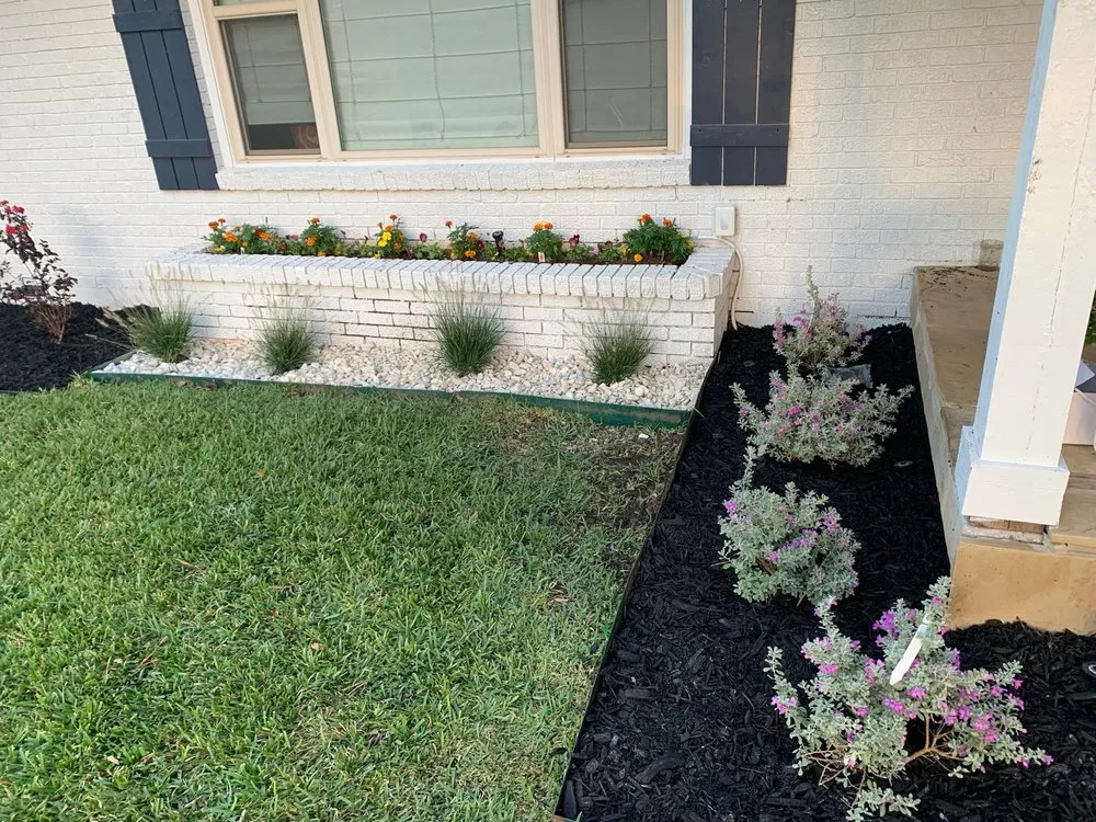 Custom residential landscaping in Dallas, TX - Ibarra’s Fresh Cuts Landscaping
