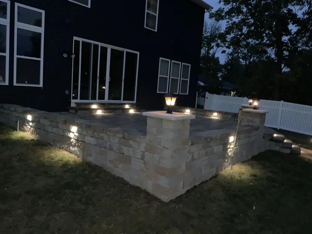 Reliable yard cleanup service in Florissant, MO by Ibarras Landscaping