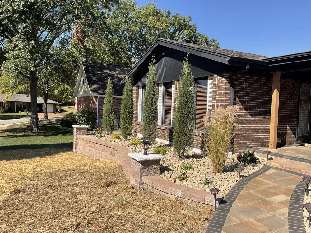 Trusted landscaping services in Florissant, MO - Ibarras Landscaping