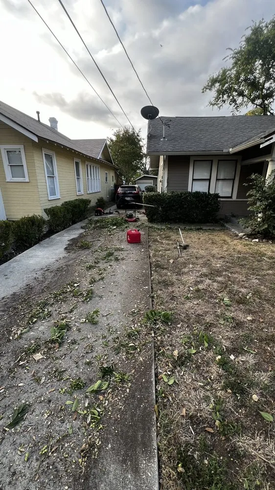 Professional lawn mowing service for homes across San Antonio, TX - Ibarra’s Landscaping Services