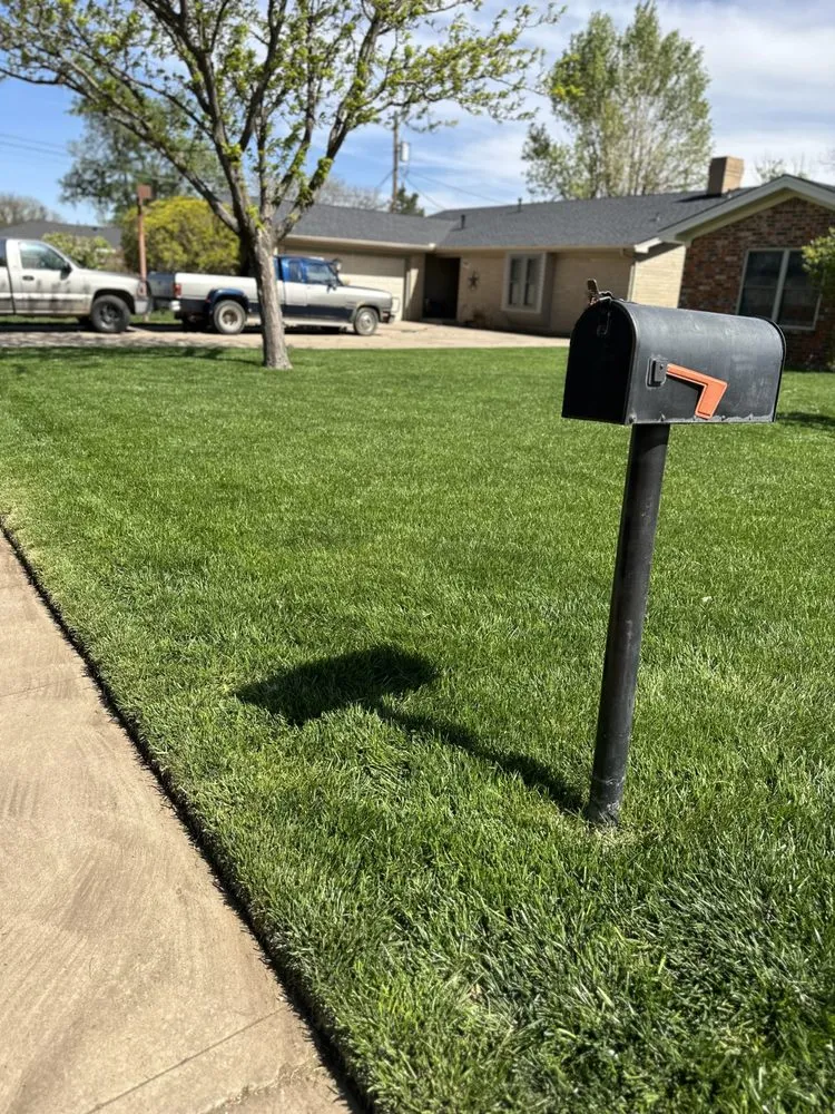 Top-rated landscape installation for year-round maintenance in Dumas, TX by Ibarra’s Lawn Care