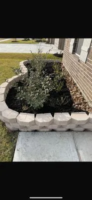 Ibarra’s Lawn Care Services Logo