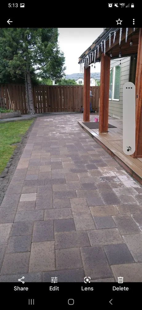 Affordable garden landscaping in Portland, OR by I.C. Garden Services