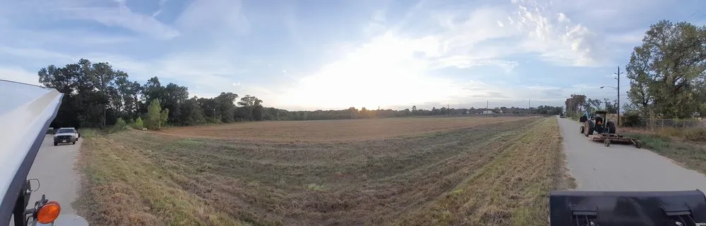 Reliable yard maintenance in Spring, TX by iCanDigIt