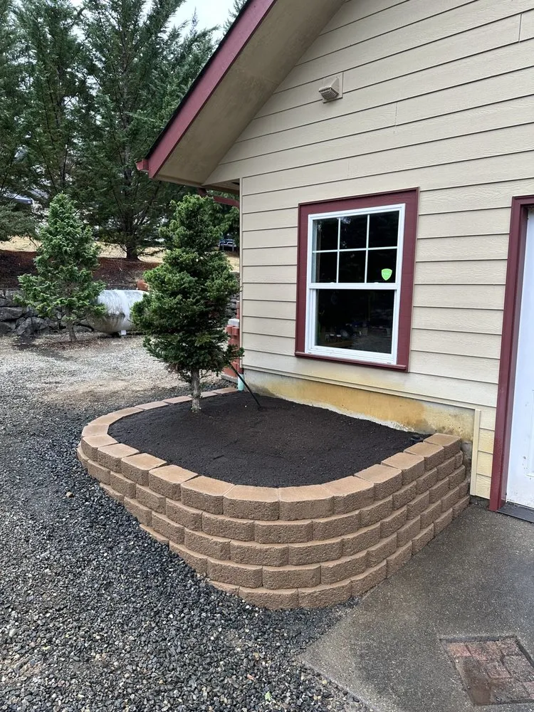 Professional outdoor landscaping experts serving Belfair, WA - ICARE Landscaping