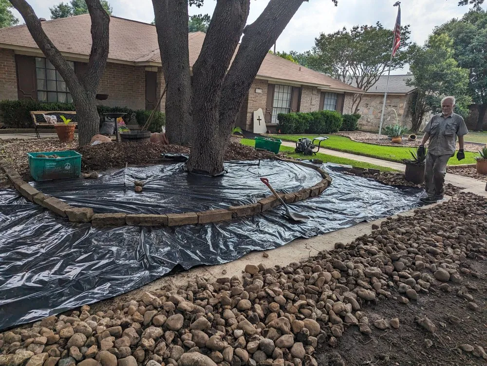 Reliable garden landscaping experts serving San Antonio, TX - Icare Maintenance Services