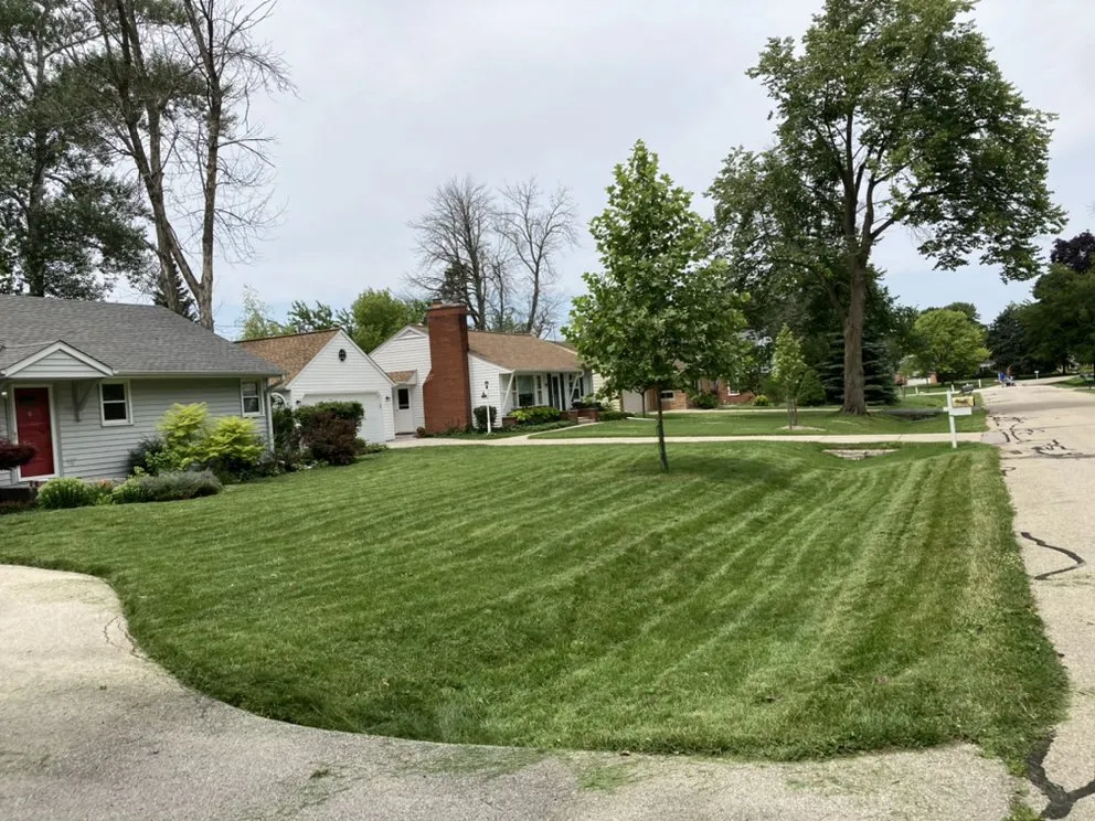 Affordable outdoor landscaping experts serving Milwaukee, WI - I.C.E Lawncare and snow removal