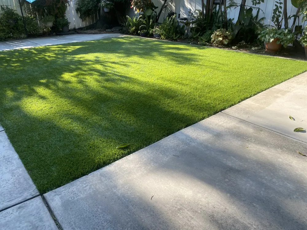 Trusted landscaping services experts serving Bakersfield, CA - Icos Gardening & Landscape