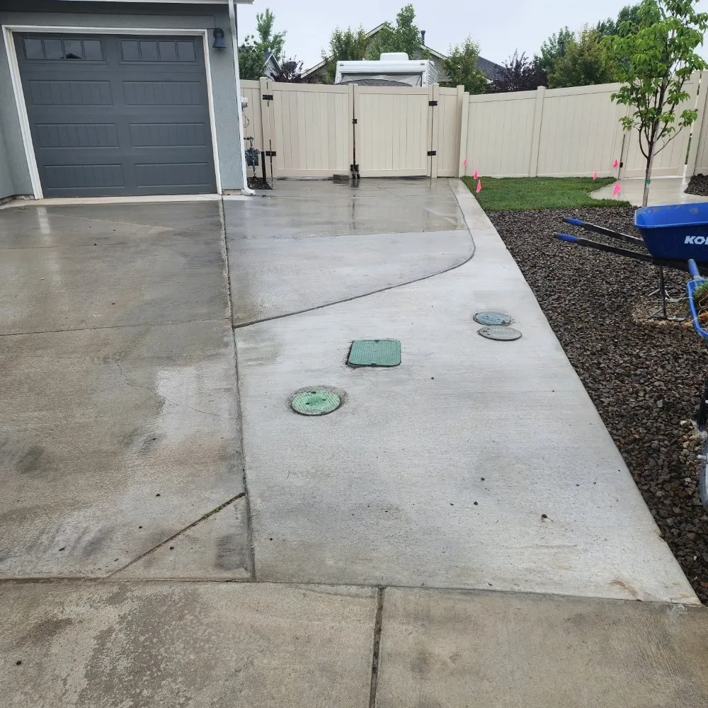 Reliable lawn mowing service experts serving Nampa, ID - Idacrest Landscaping