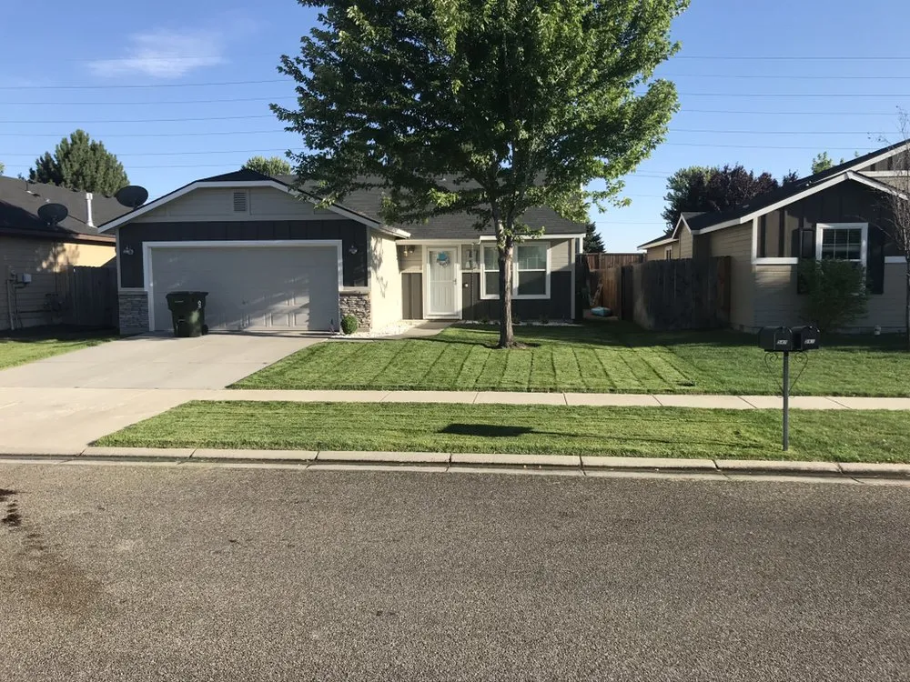 Professional landscape installation experts serving Meridian, ID - IdaScoop Landscape and Lawn Care