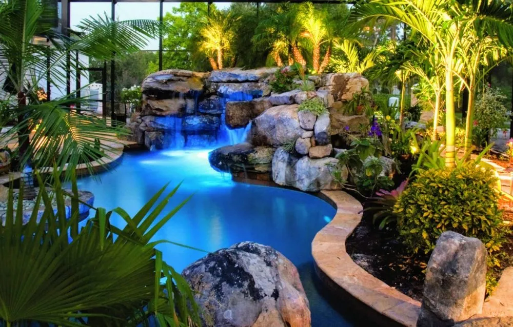 Top-rated yard maintenance in Ruskin, FL - IDC Exotic Landscapes
