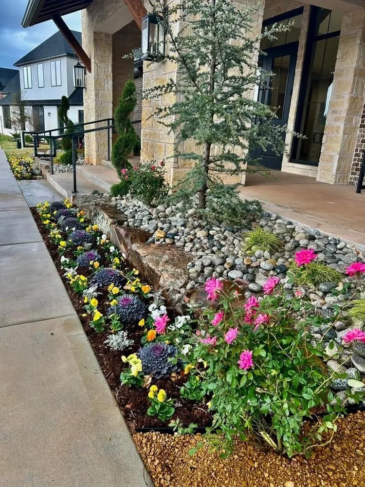 Professional outdoor landscaping experts serving Oklahoma City, OK - Ideal Elements