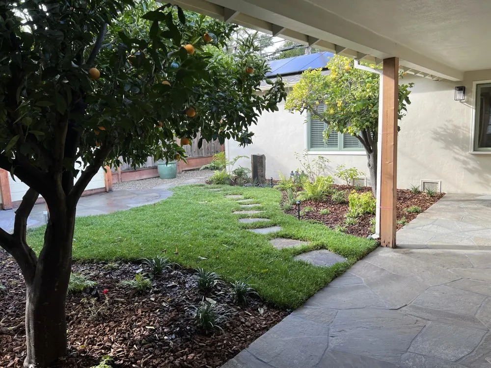Affordable residential landscaping in Menlo Park, CA by Ideal Landscape & Concrete