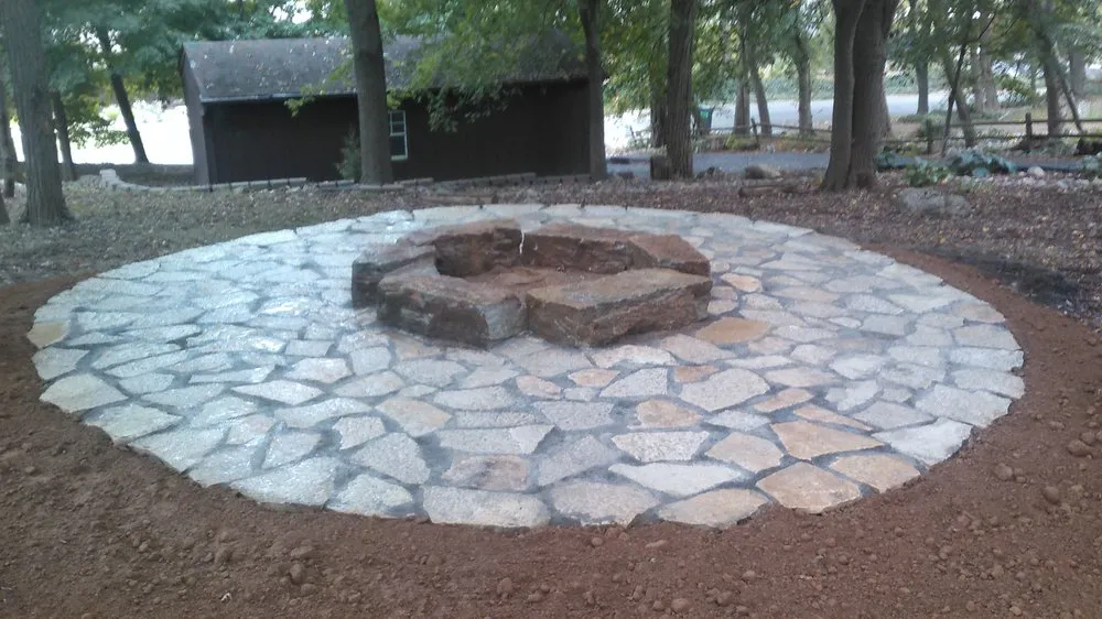 Top-rated residential landscaping in Belleville, IL - Ideal Landscape