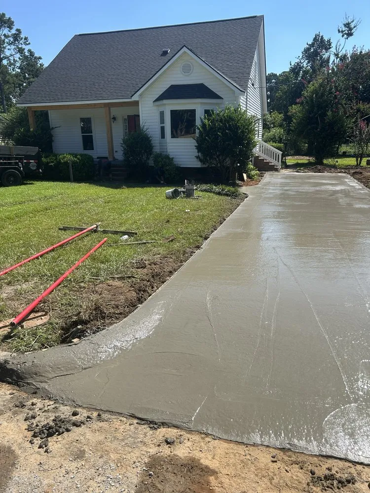 Expert yard maintenance for homes in Thomson, GA by Ideal Landscapes CSRA