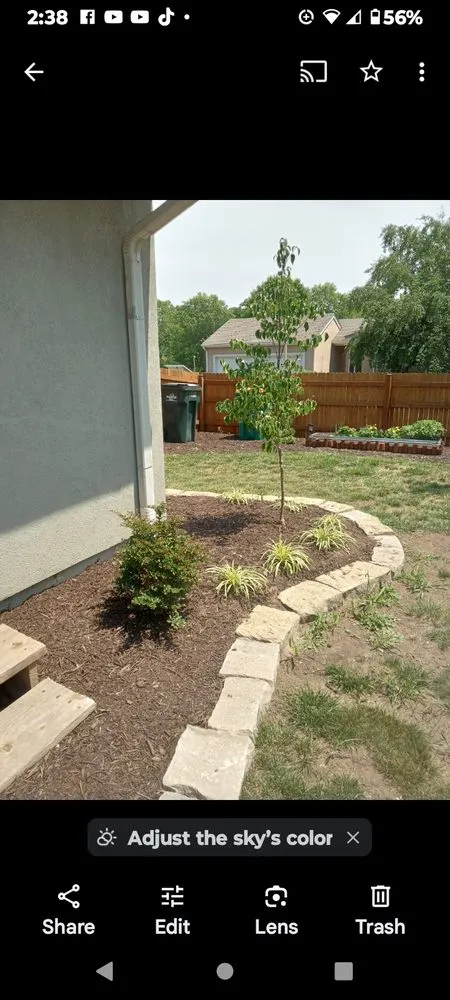 Professional yard maintenance in Overland Park, KS by Idesign Landscapes And Consulting