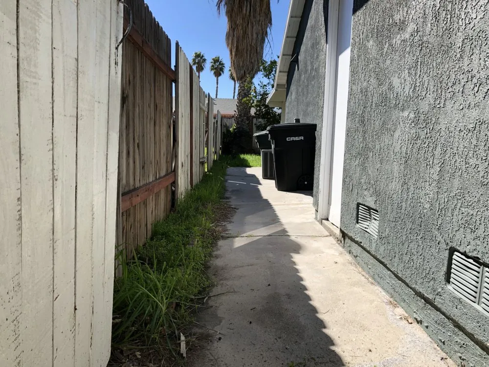 Top-rated garden landscaping in Beaumont, CA by ieLawnPros