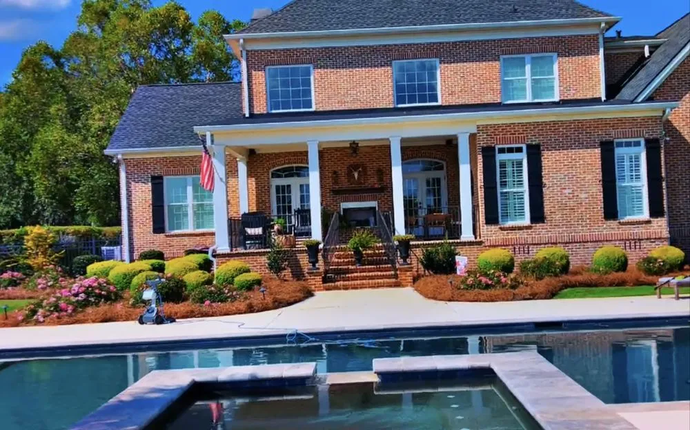 Expert yard maintenance experts serving Macon, GA - IG Garcia Landscaping