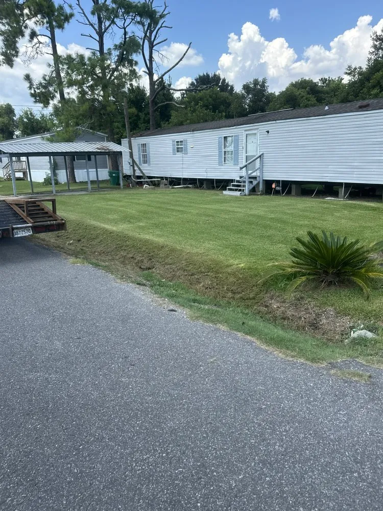 Trusted yard maintenance near you across Baton Rouge, LA - I&G Lawn Care Service