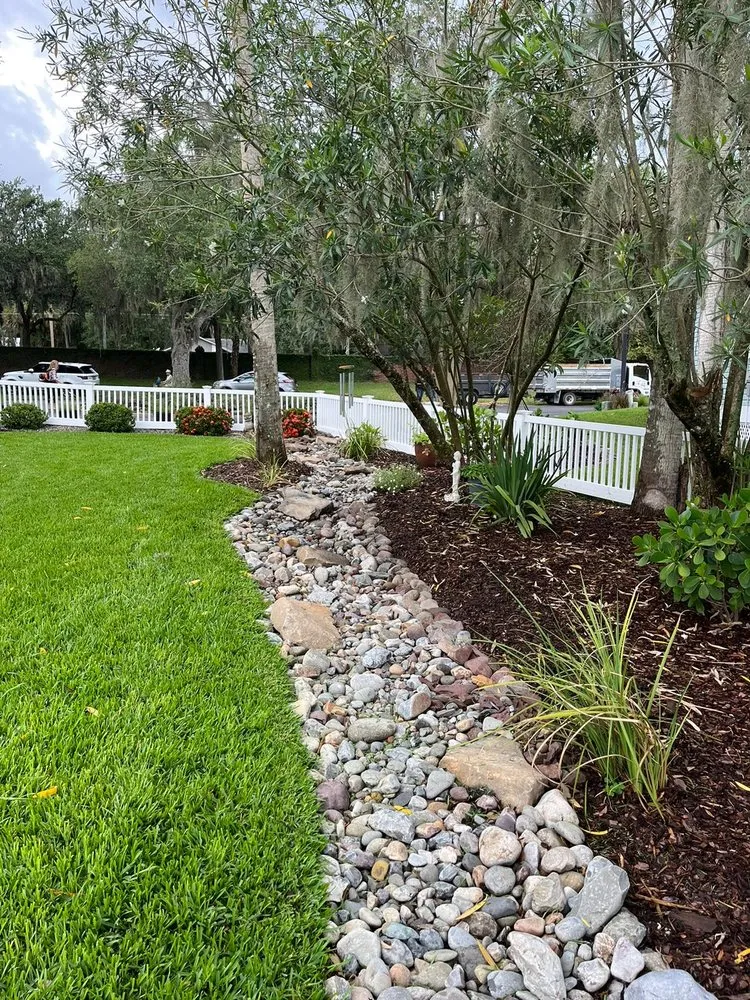 Reliable yard cleanup service in St. Cloud, FL by iGardens Landscaping
