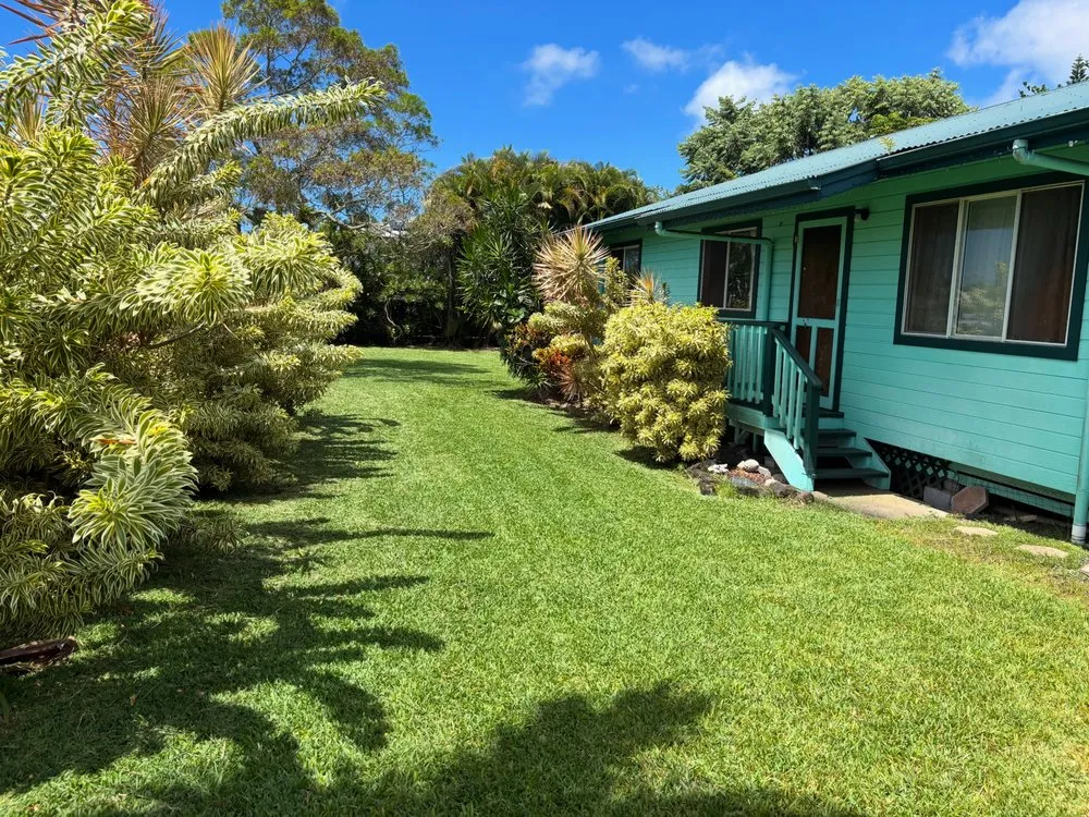 Trusted garden landscaping near you in Keaau, HI by Igb Yard Service