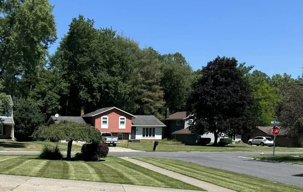 Affordable yard maintenance experts serving Medina, OH - Ignite landscaping