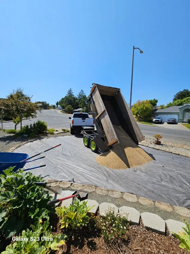 Reliable yard maintenance experts serving American Canyon, CA - iGreen Landscaping Company