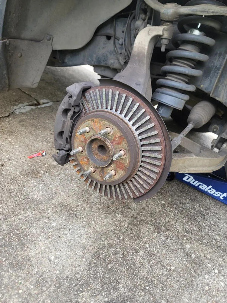 Local lawn mowing service in Buford, GA - IIX Things Global Automotive and Construction