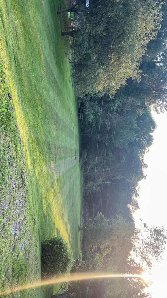 Custom lawn care service for homes in Lancaster, OH by IJ Services