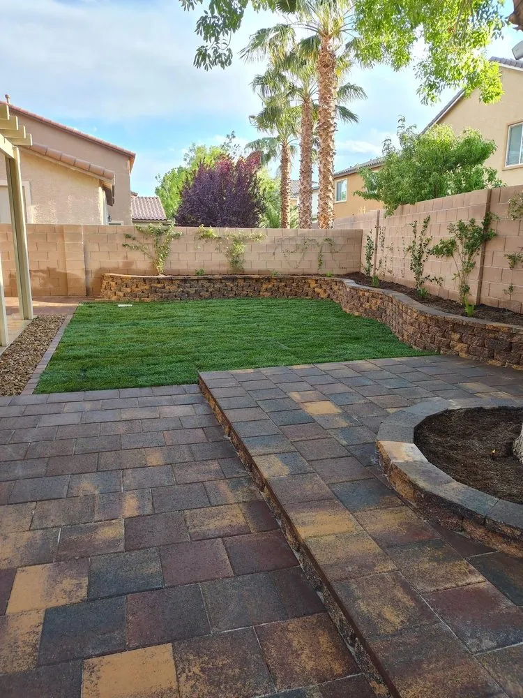 Custom lawn care service experts serving Las Vegas, NV - Iker landscaping