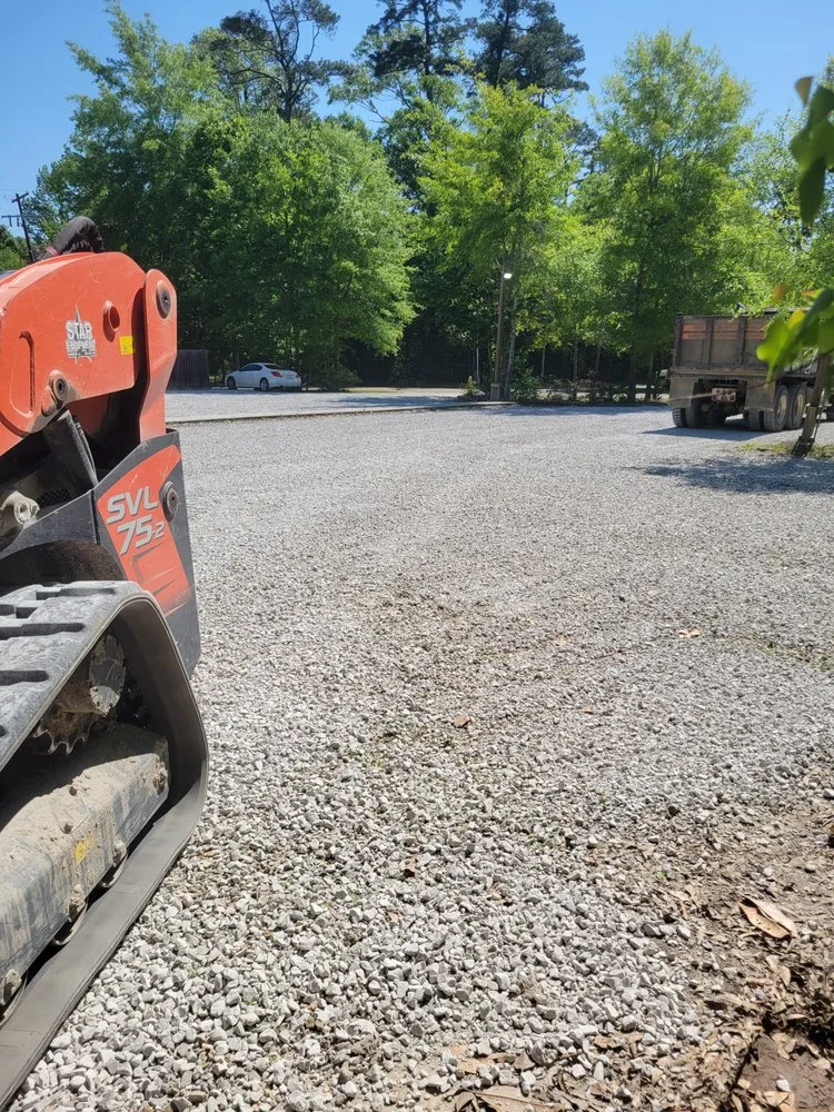 Reliable landscaping services experts serving Lacombe, LA - IL Trucking