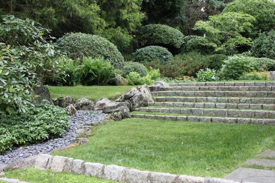 Professional residential landscaping for residential properties in Ossining, NY by iLandscape NY