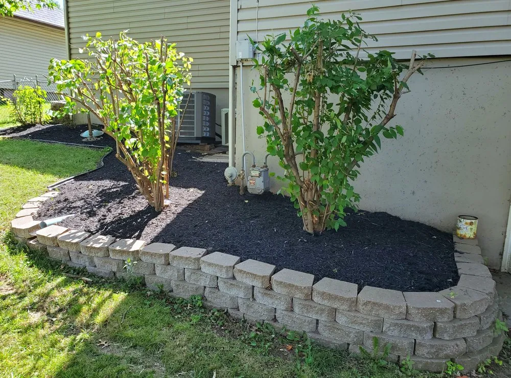 Professional landscape installation in Eudora, KS - Ilia Landscape