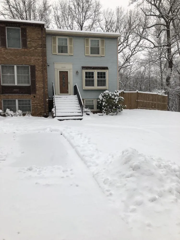 Professional lawn mowing service in Alexandria, VA by I'll Take Care Of That