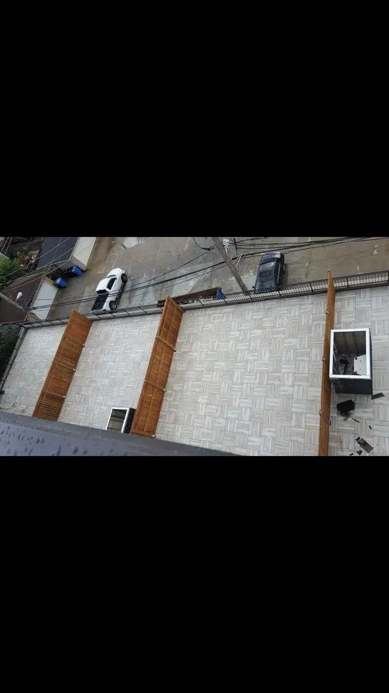 Professional lawn mowing service in Chicago, IL by Illinois Brick Company