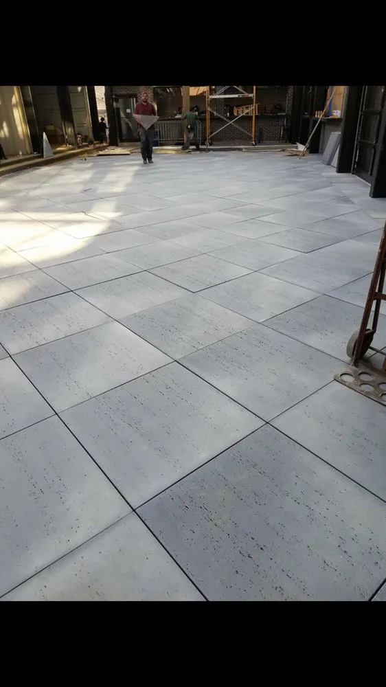 Local garden landscaping in Chicago, IL by Illinois Brick Company