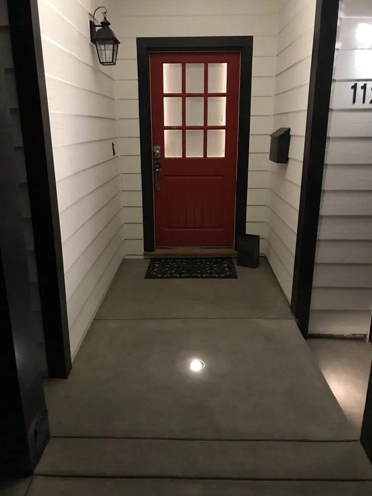 Expert yard maintenance experts serving Wake forest, NC - Illumatec LED Landscape Lighting