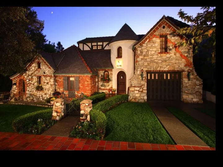 Top-rated yard cleanup service with custom design across Wake forest, NC - Illumatec LED Landscape Lighting