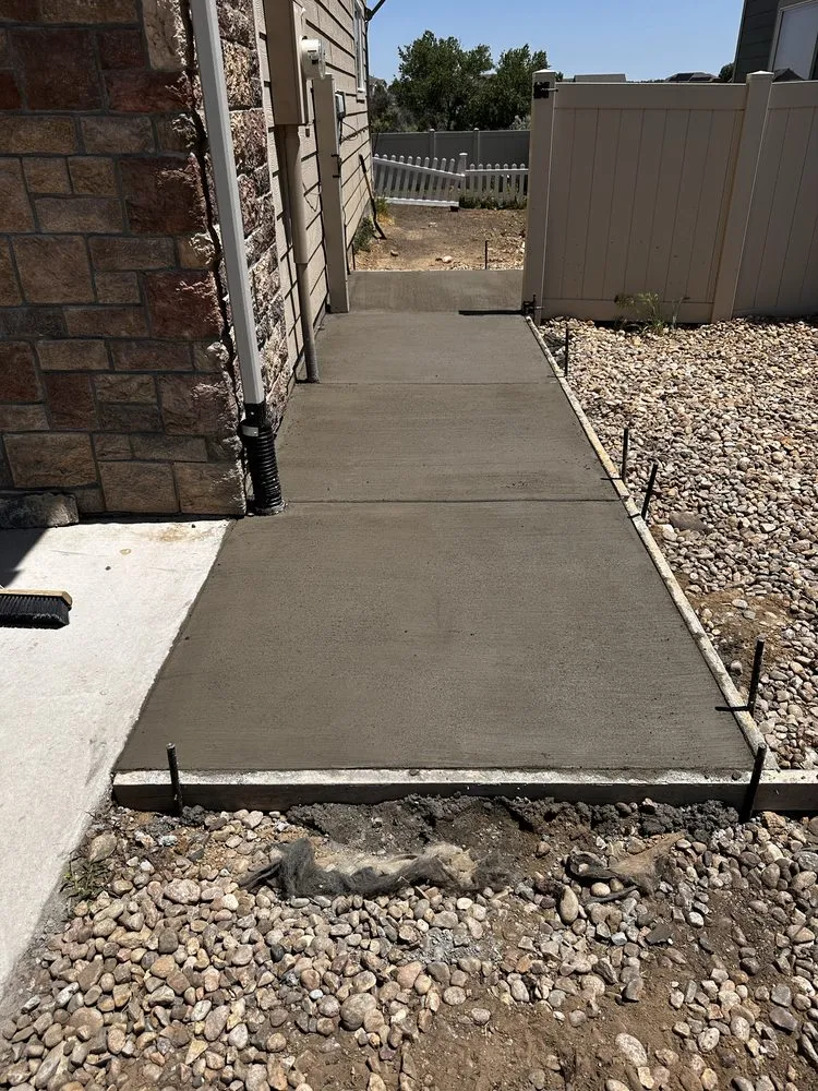 Top-rated landscaping services for beautiful yards across Greeley, CO - ILS Concrete & Landscaping