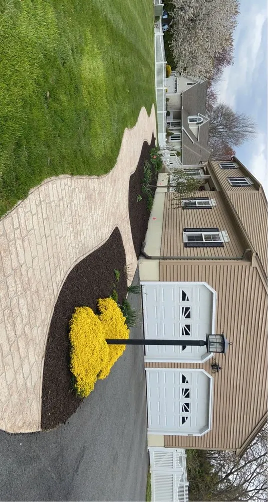 Local landscape design experts serving Clinton, CT - Iluminado Landscamping