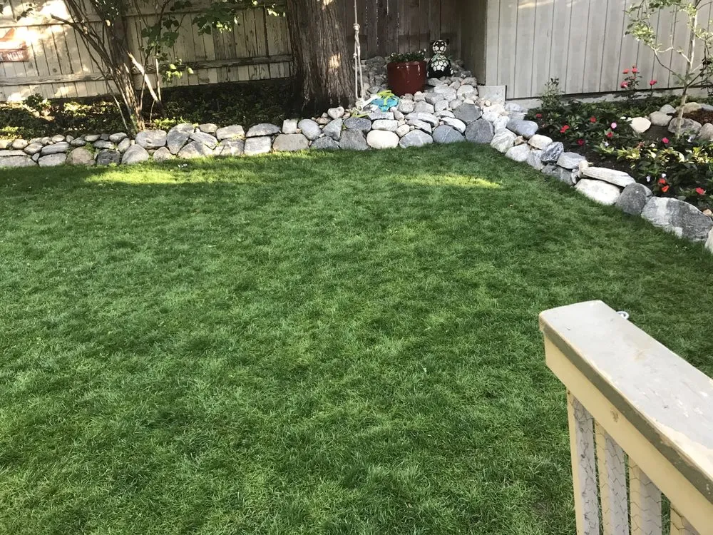 Professional garden landscaping in Cedar Glen, CA by I&M Landscaping