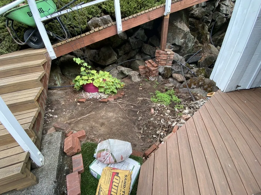 Custom lawn mowing service near you in Beaverton, OR by I&M Landscsping