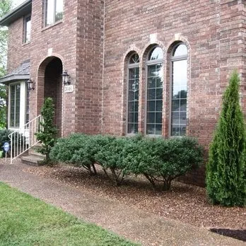Reliable yard maintenance near you across Springfield, MO - Imagination Landscapes