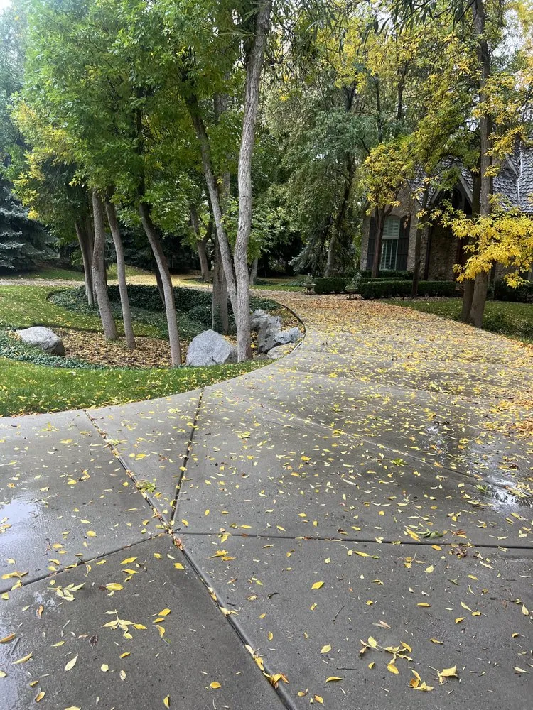 Reliable lawn mowing service in Midvale, UT by Imagination Lawn Care