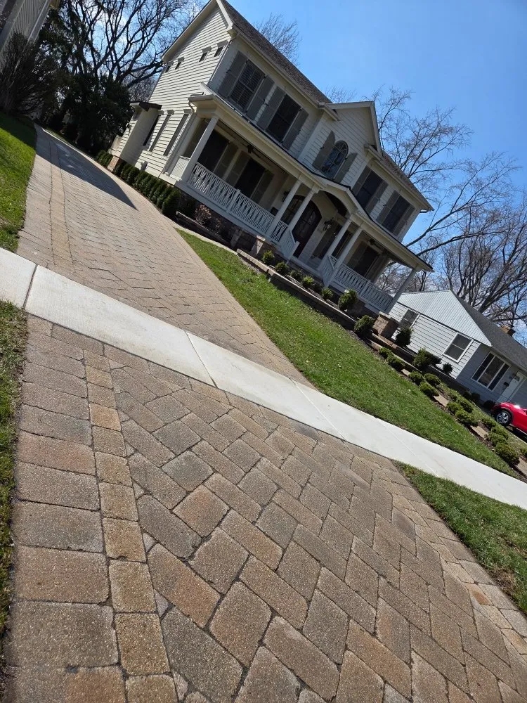 Custom landscape installation experts serving West Chicago, IL - Imagine