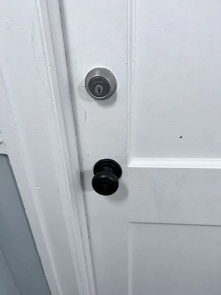 Reliable lawn care service in Philadelphia, PA - Imfly Volaro